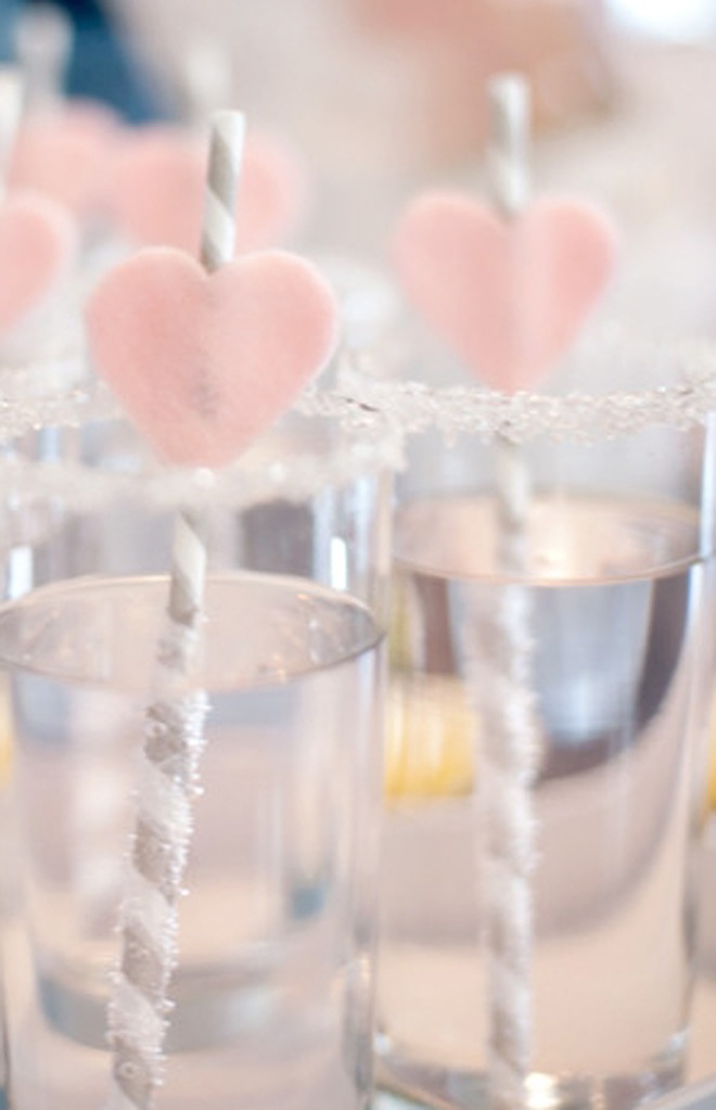 grey straws with pink heart